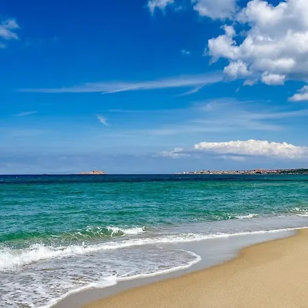 Seavista Sardinia شقة